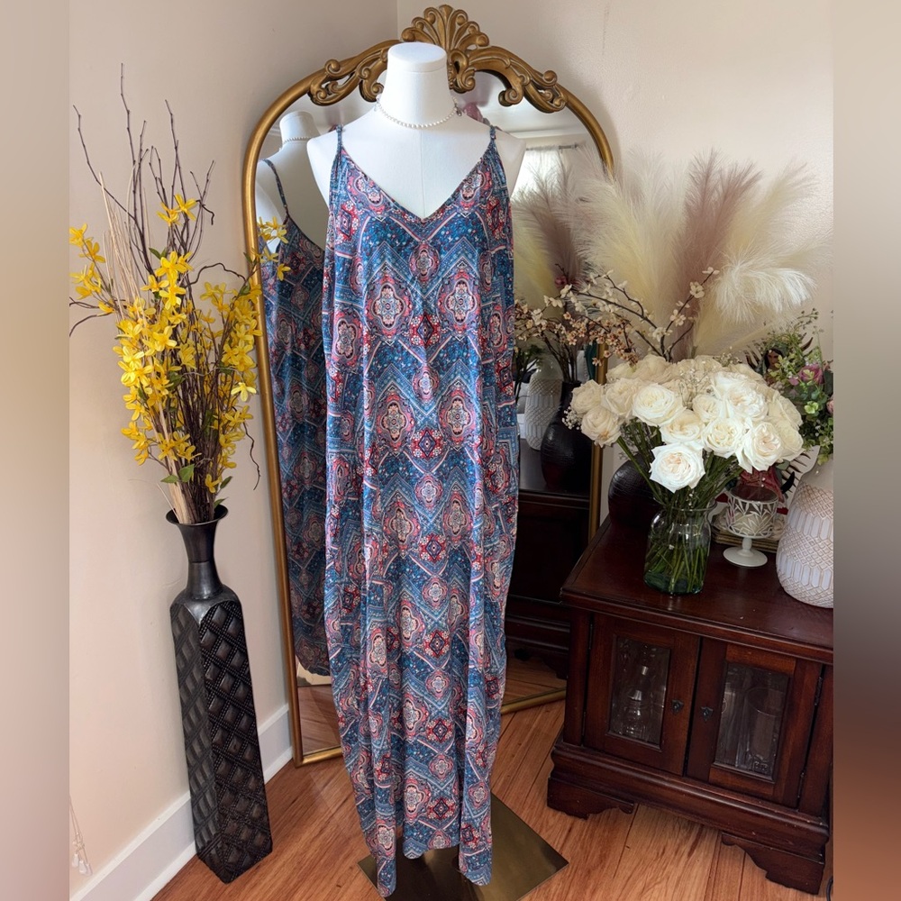 Xhiliration Bohemian Maxi Dress with Paisley Print - Picture 3 of 13